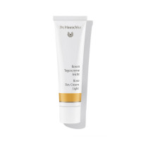 Dr. Hauschka Rosen Tagescreme leicht: Harmonisierende Rosencreme, sanfte Gesichtspflege Dr. Hauschka Rosen Tagescreme leicht, Rosencreme, leichte Gesichtscreme